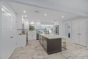 306 Shoreline Dr, Gulf Breeze, FL 32561 - Photo 13