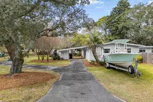 306 Shoreline Dr, Gulf Breeze, FL 32561 - Photo 5