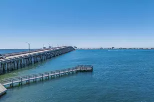 306 Shoreline Dr, Gulf Breeze, FL 32561 - Photo 57