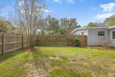 306 Shoreline Dr, Gulf Breeze, FL 32561 - Photo 35