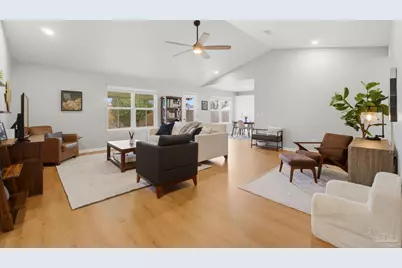 1222 Bartram Ln, Pensacola, FL 32507 - Photo 9