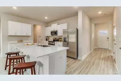 8752 Philippi St, Milton, FL 32583 - Photo 5