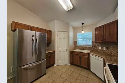 4347 Crosswinds Dr, Milton, FL 32583 - Photo 11