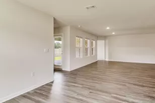 8689 Philippi St, Milton, FL 32583 - Photo 9
