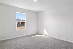 2055 Wiregrass St, Navarre, FL 32566 - Photo 11