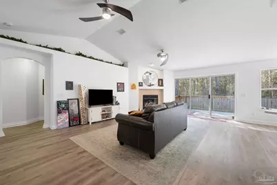 6673 Redfield St, Navarre, FL 32566 - Photo 7