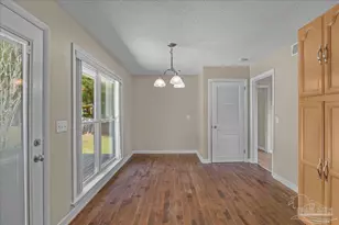 5067 Crestwood Rd, Pensacola, FL 32503 - Photo 13