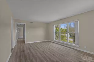 5067 Crestwood Rd, Pensacola, FL 32503 - Photo 9