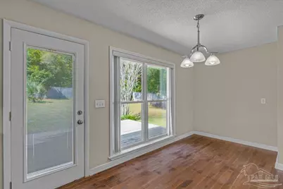 5067 Crestwood Rd, Pensacola, FL 32503 - Photo 11