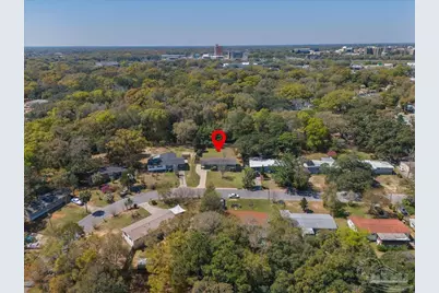 5067 Crestwood Rd, Pensacola, FL 32503 - Photo 5