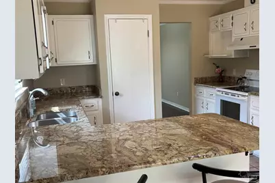 5309 Gillette Way, Milton, FL 32570 - Photo 11