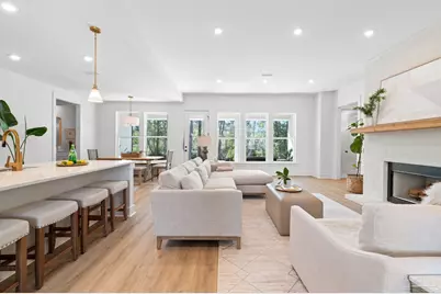 5751 Dunbar Cir, Milton, FL 32583 - Photo 9