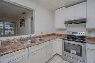 4413 Ellysee Way, Pensacola, FL 32505 - Photo 11