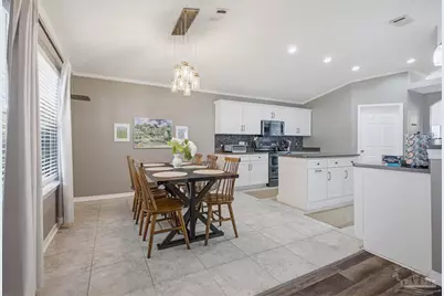 676 Buoy Dr, Pensacola, FL 32507 - Photo 11