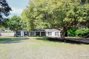 2912 Glenn St, Gulf Breeze, FL 32563 - Photo 1