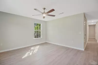 911 Medford Ave, Pensacola, FL 32505 - Photo 11