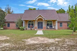 5700 Hunters Oak Trail, Milton, FL 32570 - Photo 1