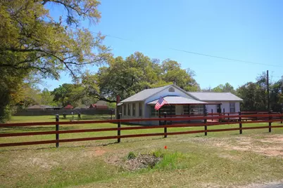 4308 Floridatown Rd, Pace, FL 32571 - Photo 9