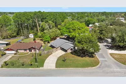 11100 Bridge Creek Dr, Pensacola, FL 32506 - Photo 5