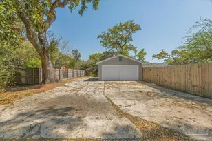 15 Lakeside Dr, Pensacola, FL 32507 - Photo 49