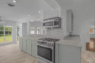 15 Lakeside Dr, Pensacola, FL 32507 - Photo 17