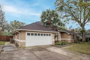 831 Shadow Ridge Dr, Pensacola, FL 32514 - Photo 3