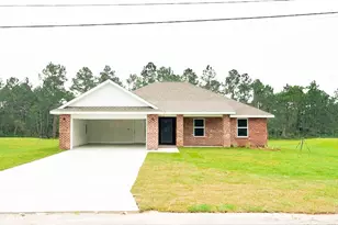 7965 Twin Lake Dr, Milton, FL 32583 - Photo 1