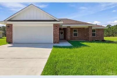 7965 Twin Lake Dr, Milton, FL 32583 - Photo 1