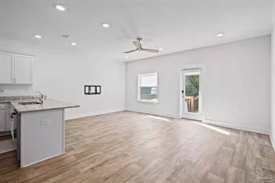 1419 Iroquois Ct, Pensacola, FL 32534 - Photo 3