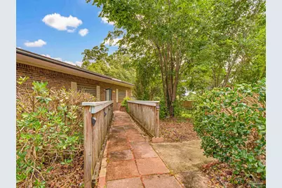 8246 Chellie Rd, Pensacola, FL 32526 - Photo 57