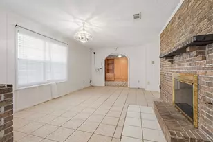 8246 Chellie Rd, Pensacola, FL 32526 - Photo 13