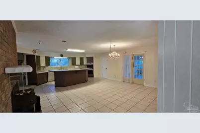 8246 Chellie Rd, Pensacola, FL 32526 - Photo 47