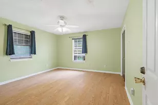 8246 Chellie Rd, Pensacola, FL 32526 - Photo 13