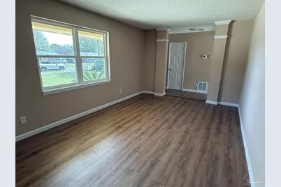 7845 Le Jeune Dr, Pensacola, FL 32514 - Photo 5