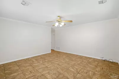 5641 Hibiscus Rd, Pensacola, FL 32504 - Photo 7