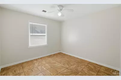 5641 Hibiscus Rd, Pensacola, FL 32504 - Photo 17
