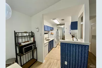 2299 Scenic Hwy #Apt G6, Pensacola, FL 32503 - Photo 9