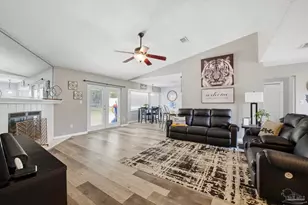 2560 Southern Oaks Dr, Cantonment, FL 32533 - Photo 7