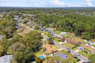 7865 Chesterfield Rd, Pensacola, FL 32506 - Photo 51