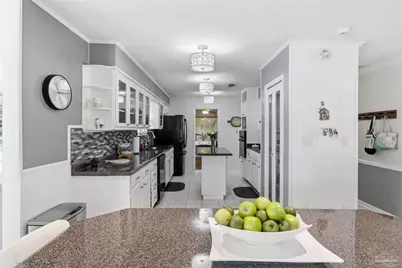 7865 Chesterfield Rd, Pensacola, FL 32506 - Photo 15