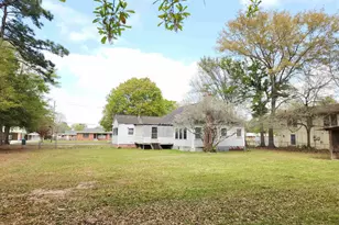 706 E Horner St, Atmore, AL 36502 - Photo 43