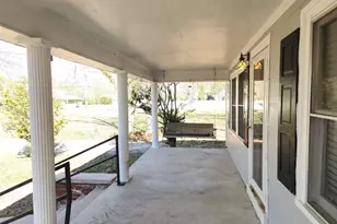 706 E Horner St, Atmore, AL 36502 - Photo 5