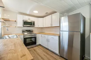 3041 Godwin Ln, Pensacola, FL 32526 - Photo 13