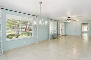 424 Dracena Way, Gulf Breeze, FL 32561 - Photo 11