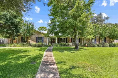 424 Dracena Way, Gulf Breeze, FL 32561 - Photo 1
