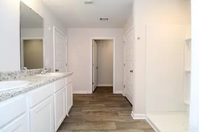 4650 Red Oak Dr, Milton, FL 32583 - Photo 11