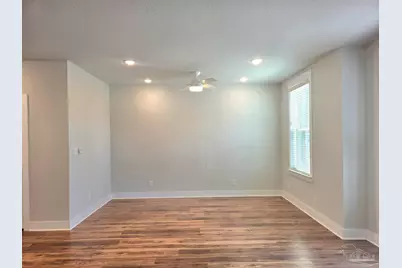 248 N Devillars St, Pensacola, FL 32502 - Photo 7