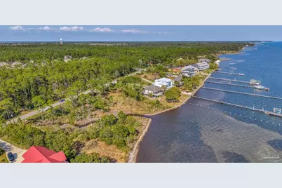 5503 Soundside Dr, Gulf Breeze, FL 32563 - Photo 7