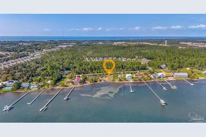 5503 Soundside Dr, Gulf Breeze, FL 32563 - Photo 1