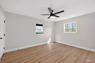 2015 Americus Ave, Pensacola, FL 32507 - Photo 9